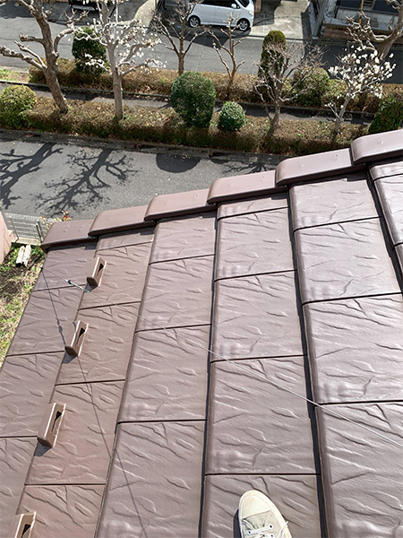 神奈川県茅ヶ崎市屋　根材のずれ　雨漏り修理　E様邸（３）