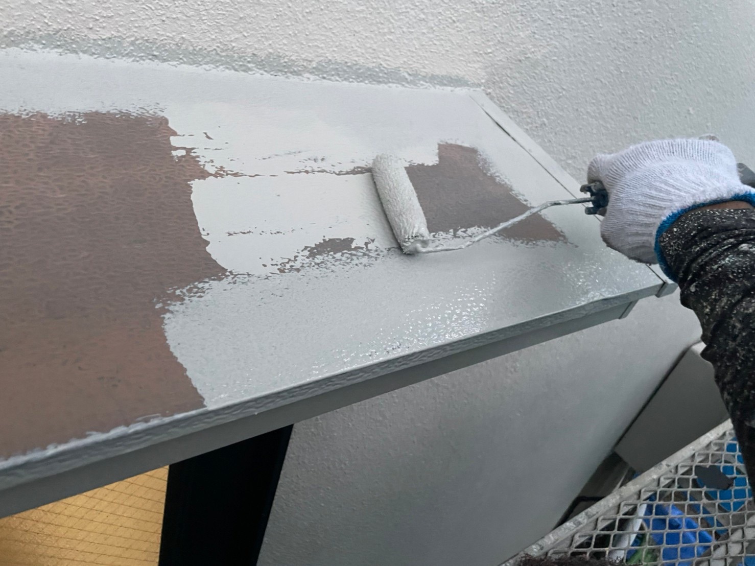 神奈川県茅ケ崎市　外壁塗装・屋根カバー工事　鉄部　霧よけ塗装の流れ