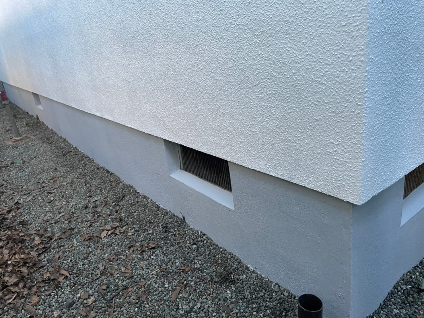 神奈川県茅ヶ崎市　外壁塗装・屋根カバー工事　基礎塗装のメリット