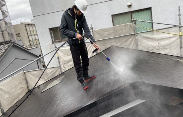 藤沢市　屋根・外壁塗り替え工事　高圧洗浄