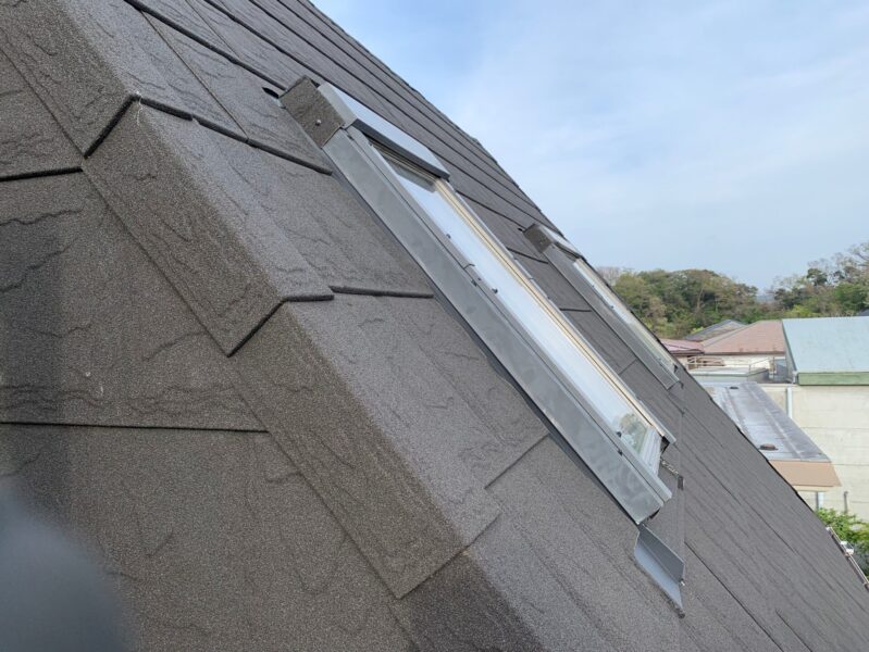 神奈川県藤沢市　屋根工事と一緒に天窓のメンテナンスもしましょう
