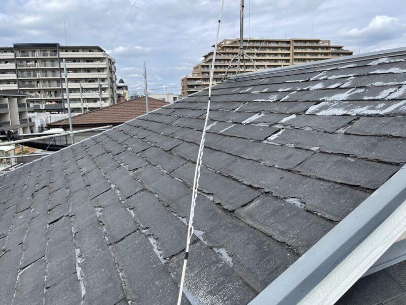 神奈川県茅ヶ崎市　外壁塗装・屋根カバー工事　施工前の屋根