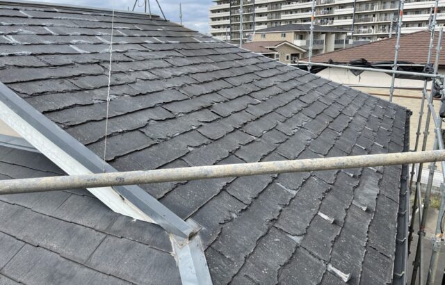 神奈川県茅ヶ崎市　外壁塗装・屋根カバー工事　タイミングよく屋根のメンテナスをするポイント！