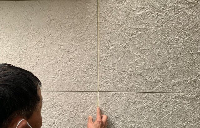 神奈川県藤沢市　外壁塗装工事　外壁目地のコーキング打ち替えについて